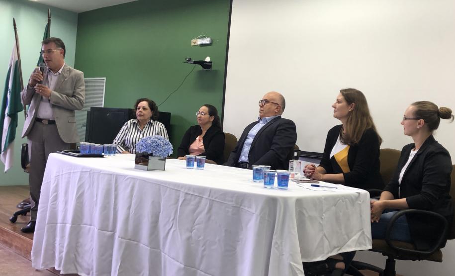 Escola de Saúde Publica forma oito novos profissionais em enfermagem obstétrica e multiprofissional em Saúde Mental