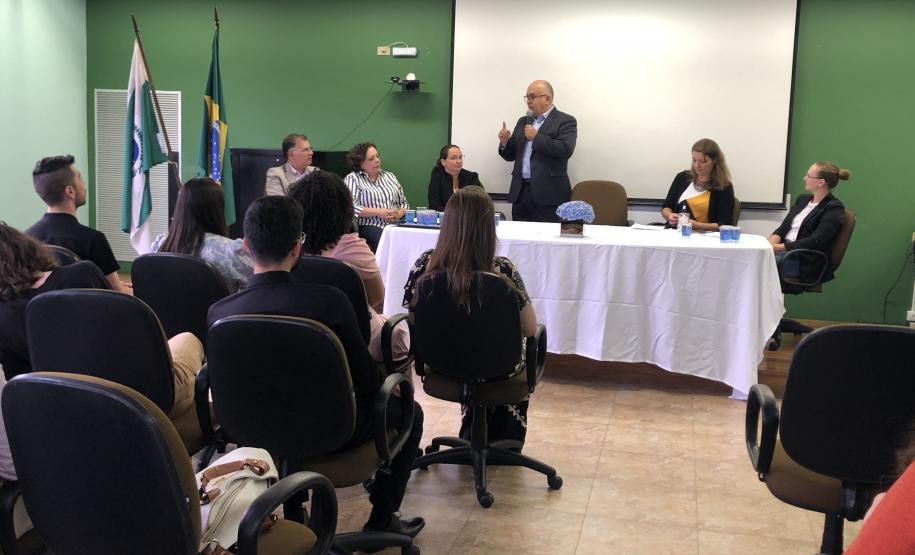 Escola de Saúde Publica forma oito novos profissionais em enfermagem obstétrica e multiprofissional em Saúde Mental