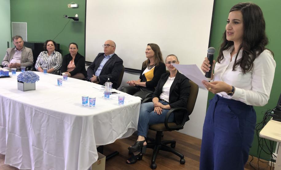 Escola de Saúde Publica forma oito novos profissionais em enfermagem obstétrica e multiprofissional em Saúde Mental