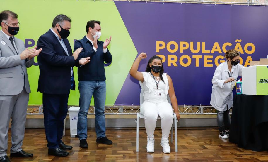 Com três anos de pandemia, vacinação marca ponto de virada na luta contra a Covid-19