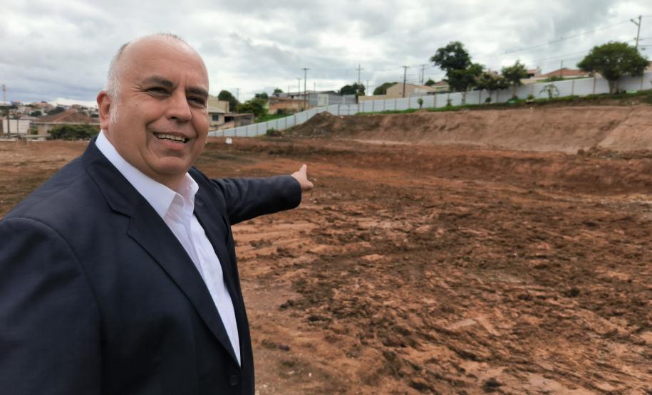 Secretários vistoriam obras do Hospital de Colombo, que reforçará atendimento na região