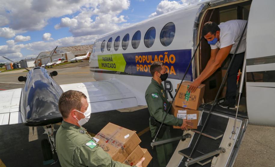 Com três anos de pandemia, vacinação marca ponto de virada na luta contra a Covid-19