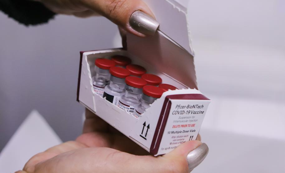 Paraná volta a receber vacinas contra a Covid-19 para bebês e crianças