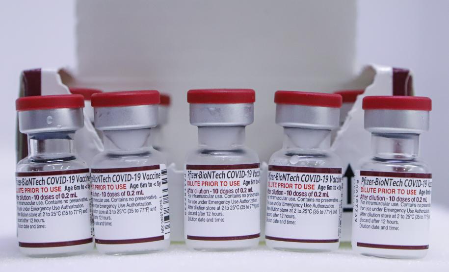 Paraná volta a receber vacinas contra a Covid-19 para bebês e crianças