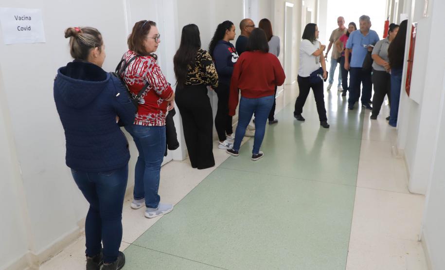 Secretaria da Saúde promove ação para imunizar seus servidores contra Influenza e Covid-19