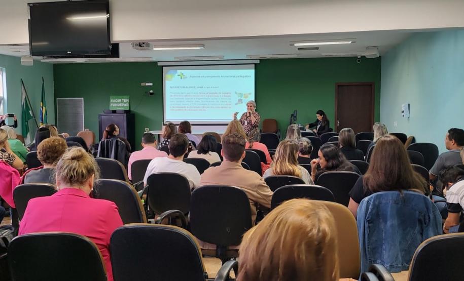 Técnicos da saúde e da educação recebem capacitação para fortalecer o Programa Saúde na Escola