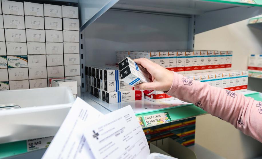 Saúde reforça que medicamentos de alto custo são fornecidos de graça no Paraná