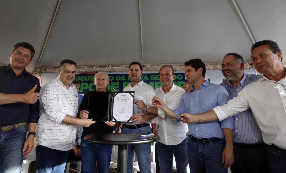 Governador assina ordem do serviço de AME de Ivaiporã e outros investimentos