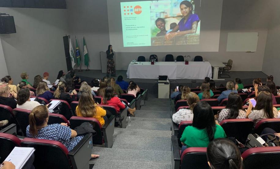 Seminário da Saúde recebe representante da ONU para debater gravidez e paternidade na adolescência