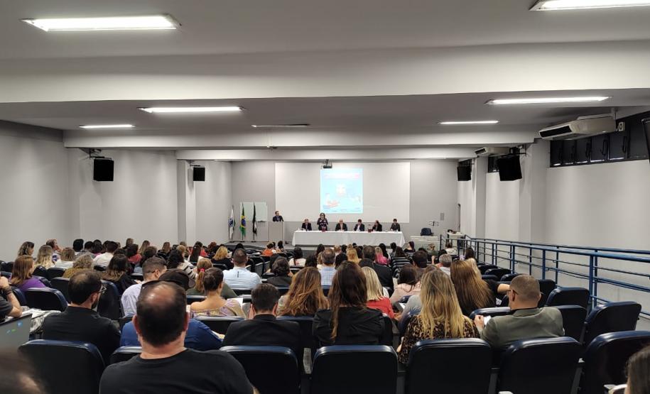 Saúde debate estratégias para ampliar atenção integral do adolescente