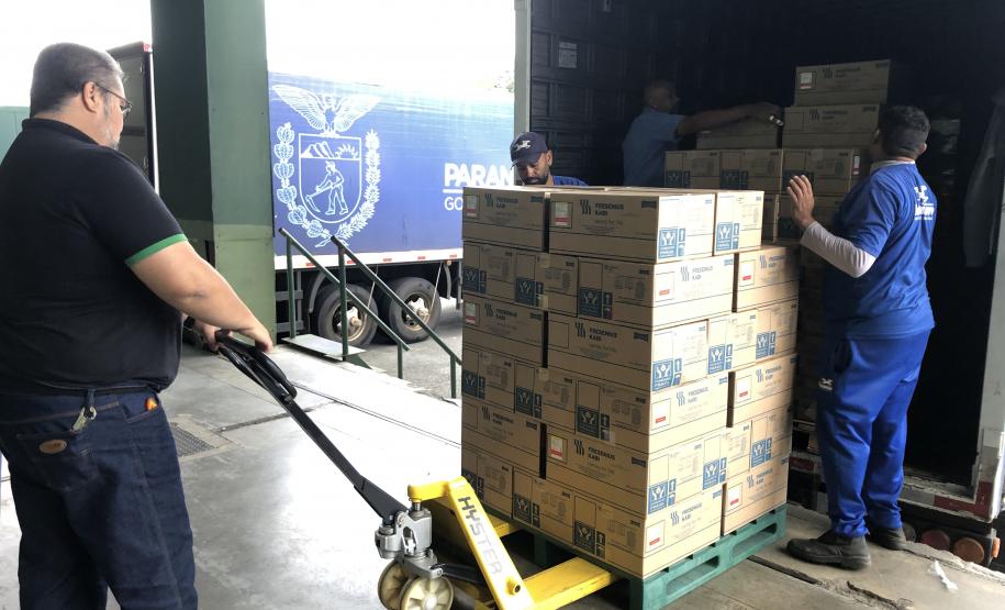 Saúde recebe medicamentos emergenciais para tratar dengue e reforça apoio aos municípios