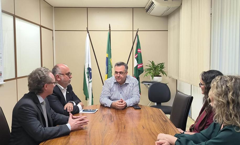 Parceria do Lacen-PR com instituição dos EUA reforça ações contra resistência antimicrobiana