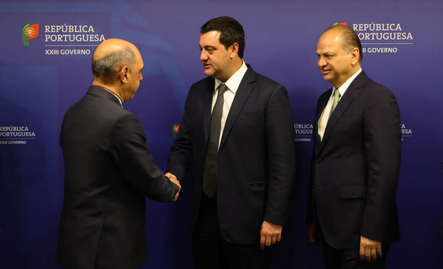 Ratinho Junior se reúne com ministro da Saúde de Portugal para debater tecnologias na área