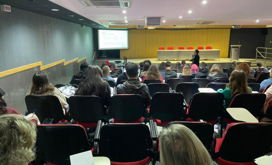 Saúde realiza seminário de toxicologia para técnicos e estudantes universitários
