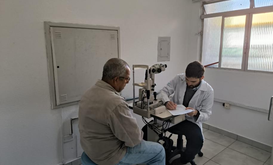Saúde realiza mutirão de exames oftalmológicos em Arapongas