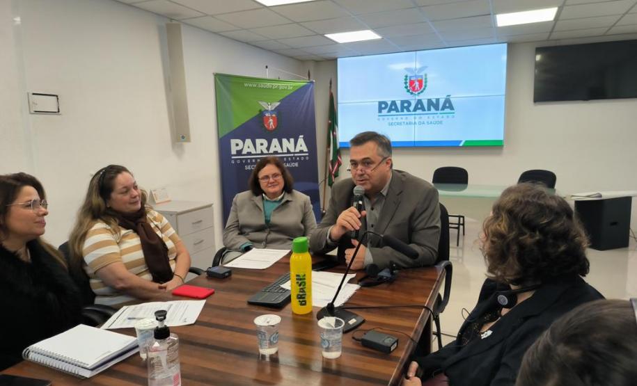 Trabalho do Paraná com síndromes gripais pauta encontro com centro dos EUA