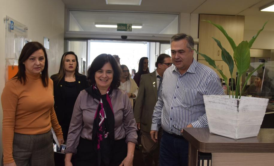 Na Sesa, ministra da Saúde destaca parceria com o Estado para o SUS no Paraná