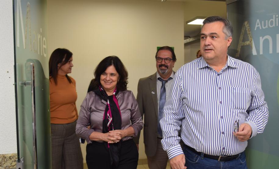 Na Sesa, ministra da Saúde destaca parceria com o Estado para o SUS no Paraná
