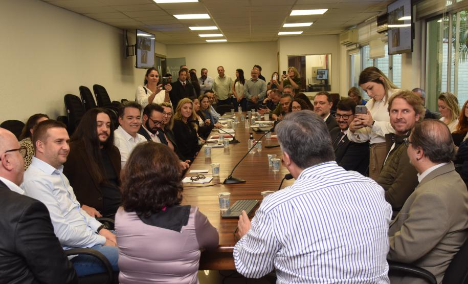 Na Sesa, ministra da Saúde destaca parceria com o Estado para o SUS no Paraná