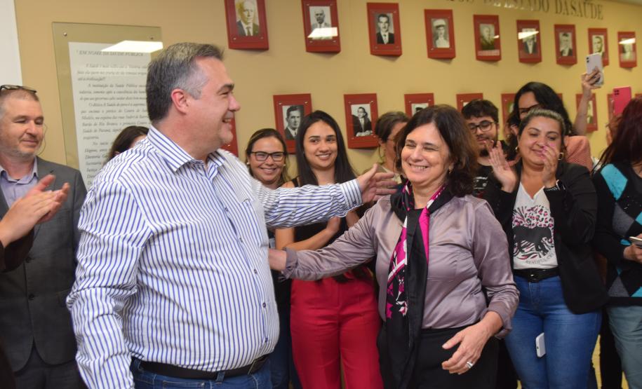 Na Sesa, ministra da Saúde destaca parceria com o Estado para o SUS no Paraná