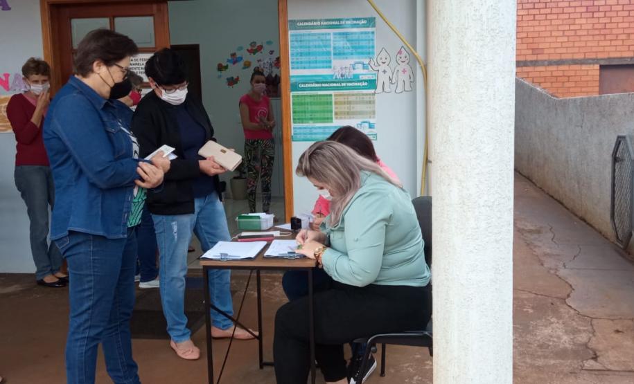 Mais de 500 doses da vacina contra meningite foram aplicadas no fim de semana no Oeste