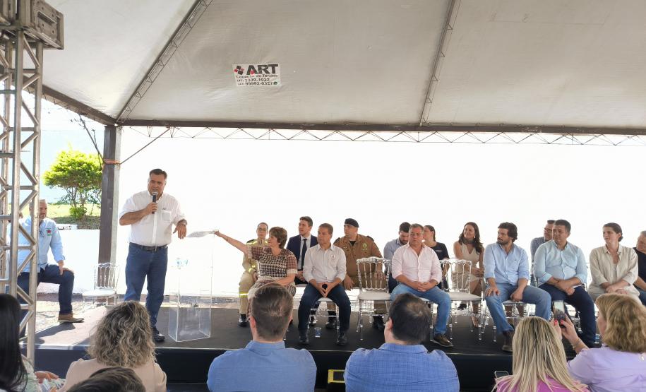 Com investimento de R$ 2 milhões, Governo entrega obras da Santa Casa de Cambé