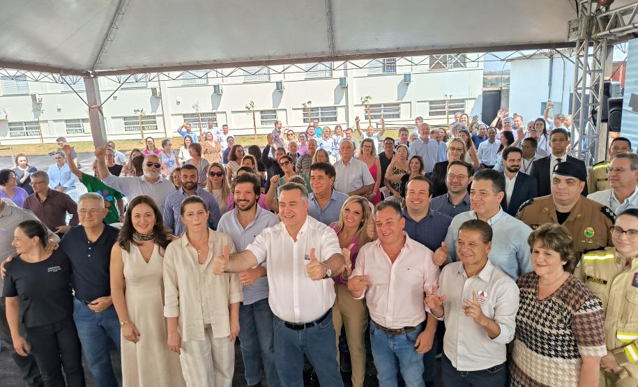 Com investimento de R$ 2 milhões, Governo entrega obras da Santa Casa de Cambé