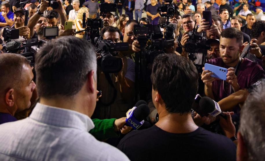 Governador visita a Agroleite e anuncia investimento de R$ 19 milhões para Castro