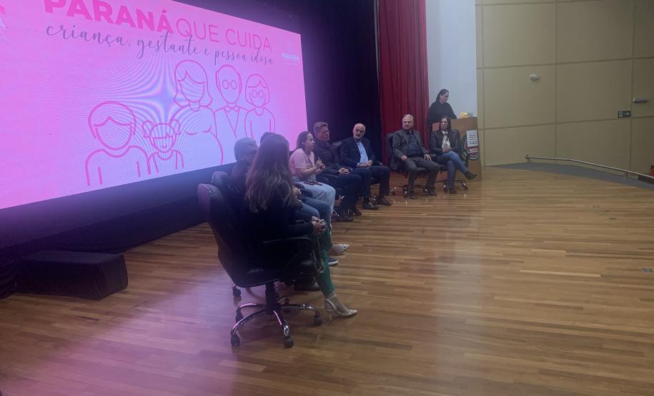 Governo lança caderneta de saúde do idoso e novas versões para as crianças e gestantes