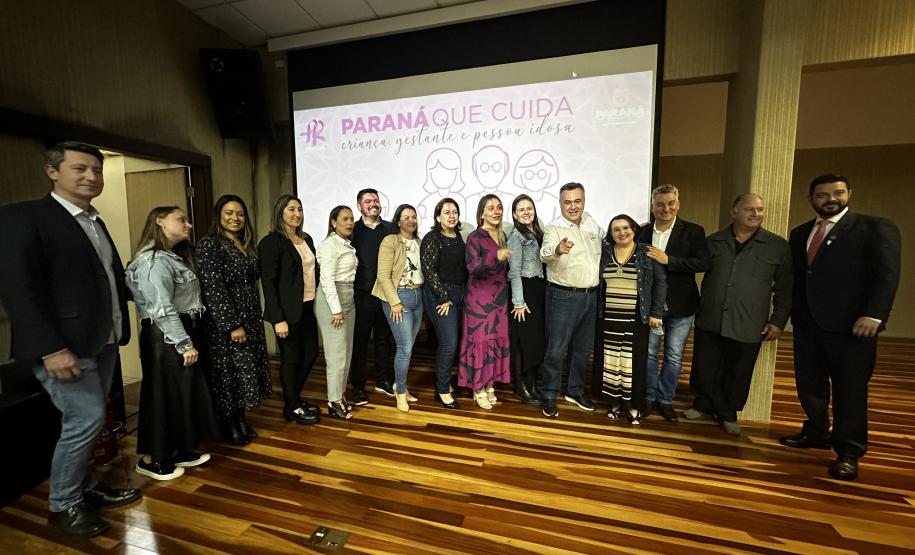 Saúde apresenta novas Cadernetas do Idoso, Crianças e Gestantes na Grande Curitiba