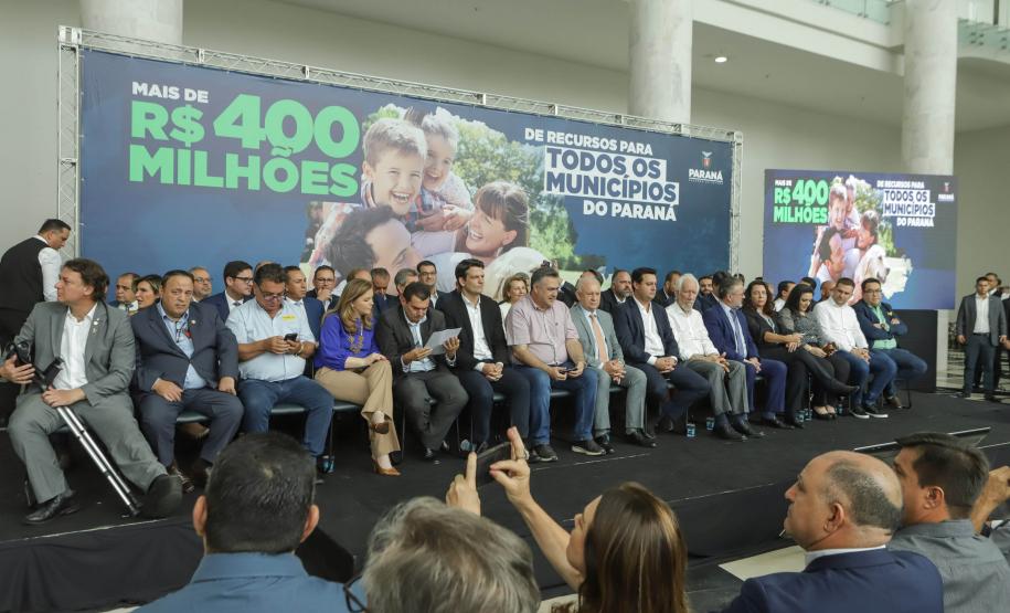 Estado repassa mais de R$ 240  milhões aos 399 municípios para ações de saúde
