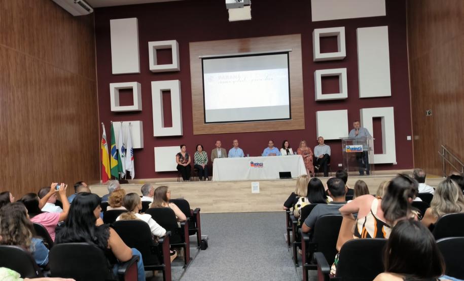 Saúde apresenta cadernetas de idosos, gestantes e crianças para cidades do Norte e Noroeste