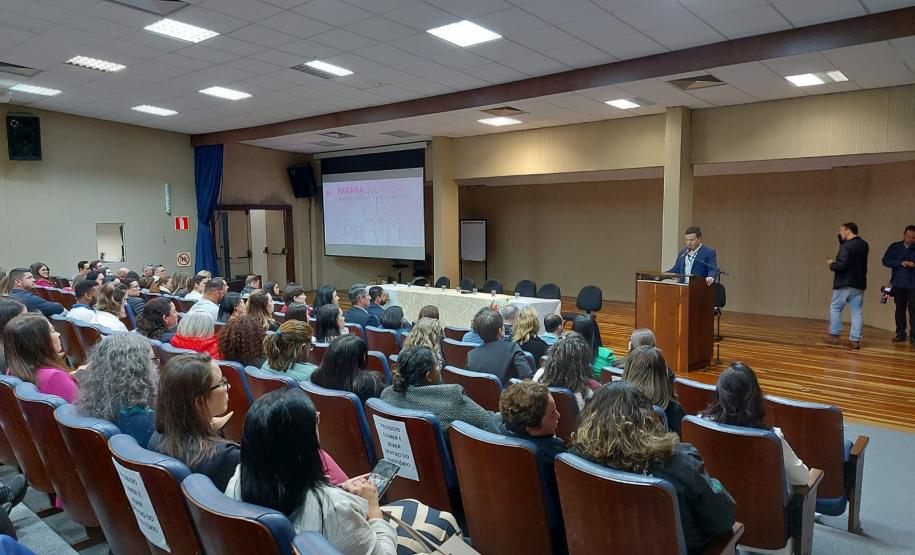 Saúde apresenta novas Cadernetas do Idoso, Crianças e Gestantes na Grande Curitiba