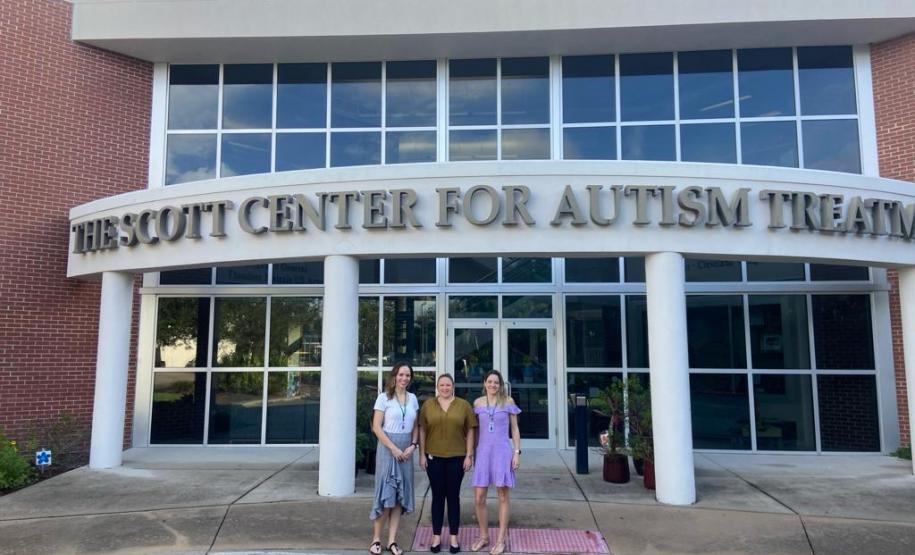 Paraná leva equipe de saúde aos EUA para garantir avanços no tratamento do autismo