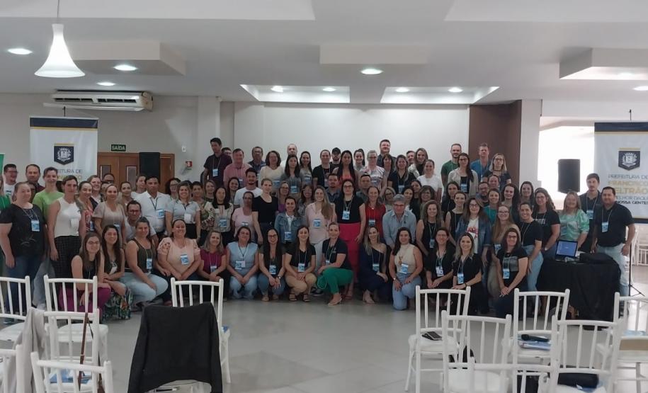 Gestores e profissionais da saúde do Sudoeste discutem vigilância sanitária na região