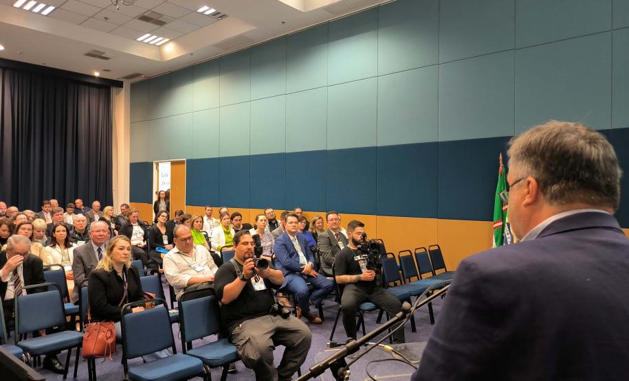 Ações do Paraná são destaques em Congresso Internacional de Odontologia