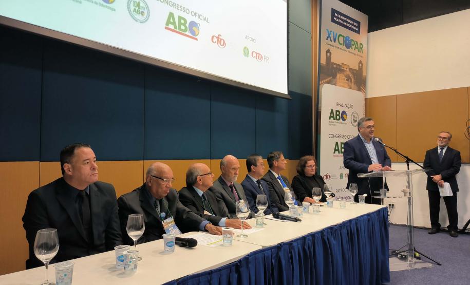 Ações do Paraná são destaques em Congresso Internacional de Odontologia