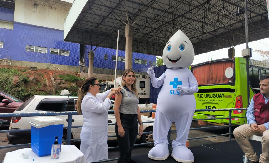 Projeto ''Fronteiras Saudáveis e Seguras do Mercosul'' promove ação de vacinação na Tríplice Fronteira de Foz do Iguaçu