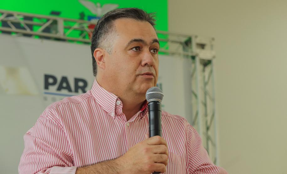 Governador libera mais R$ 403 milhões para a saúde e entrega novos carros e ambulâncias