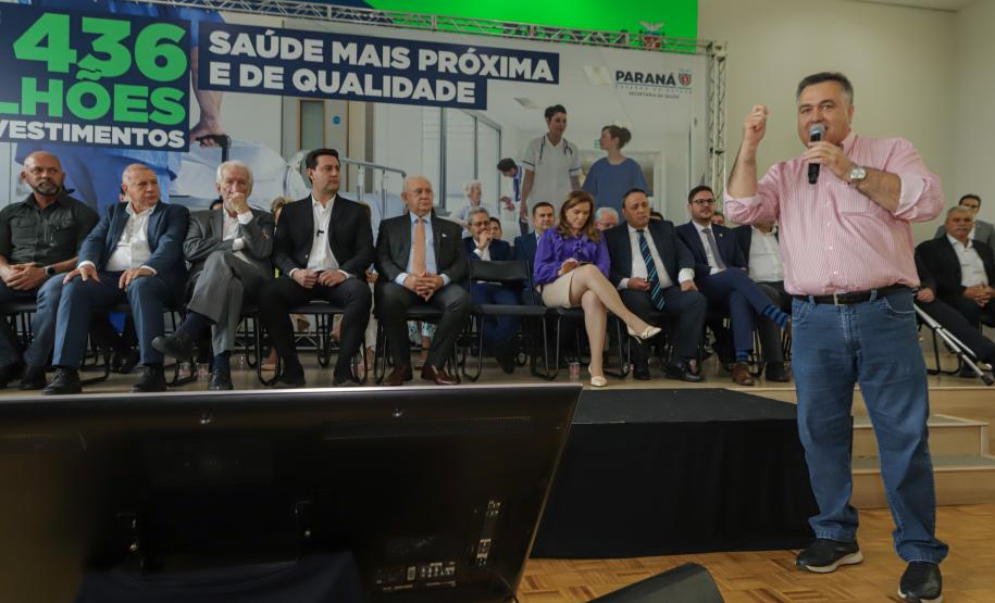 Governador libera mais R$ 403 milhões para a saúde e entrega novos carros e ambulâncias