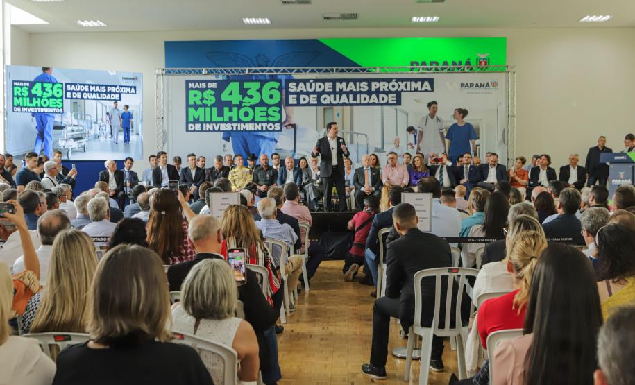 Governador libera mais R$ 403 milhões para a saúde e entrega novos carros e ambulâncias