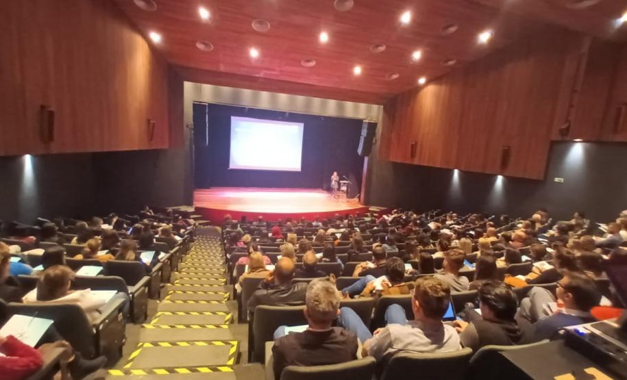 Saúde realiza curso para fabricantes de saneantes, cosméticos e dispositivos médicos da RMC