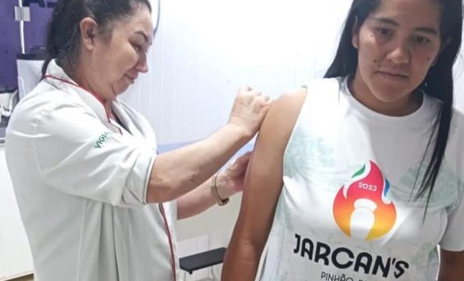 Com mobilização do Estado e municípios, Paraná registra 125 mil doses aplicadas no "Dia D"