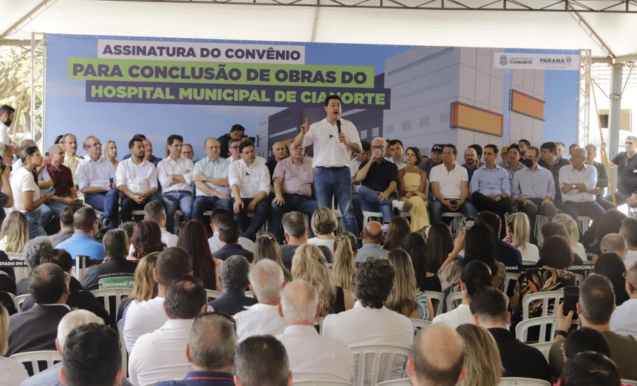 O governador Carlos Massa Ratinho Junior assinou convênio para a conclusão das obras do Hospital de Cianorte