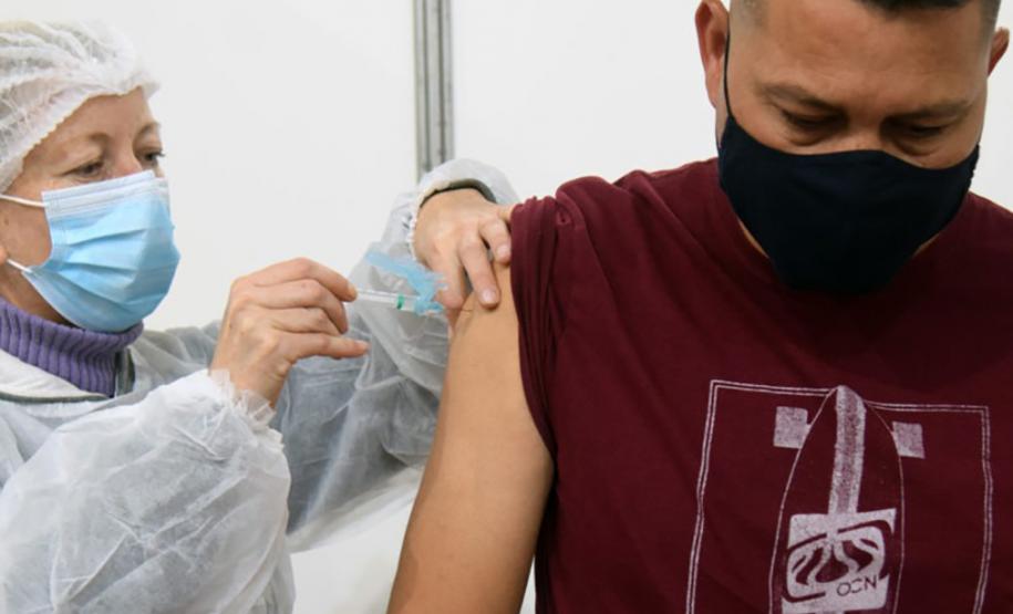 Saúde alerta para o cuidado com a saúde do homem e a importância da vacinação