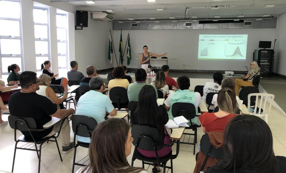 Saúde e municípios definem estratégias de combate à dengue no Litoral