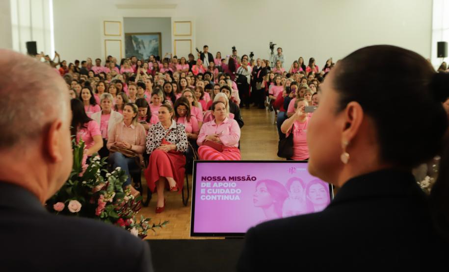 Encerramento do Paraná Rosa reforça sobre os cuidados com a saúde da mulher