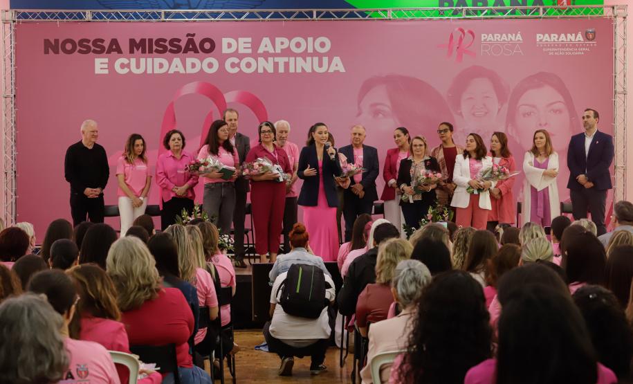 Encerramento do Paraná Rosa reforça sobre os cuidados com a saúde da mulher