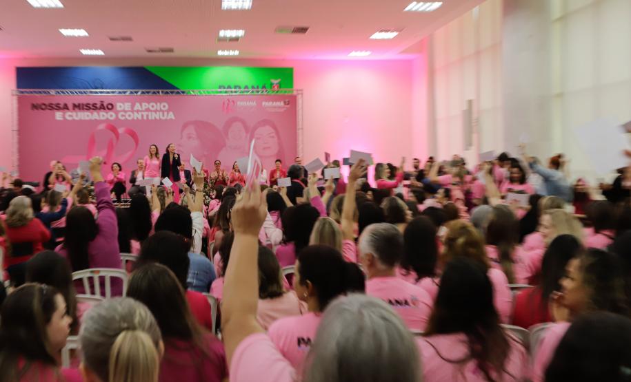 Encerramento do Paraná Rosa reforça sobre os cuidados com a saúde da mulher