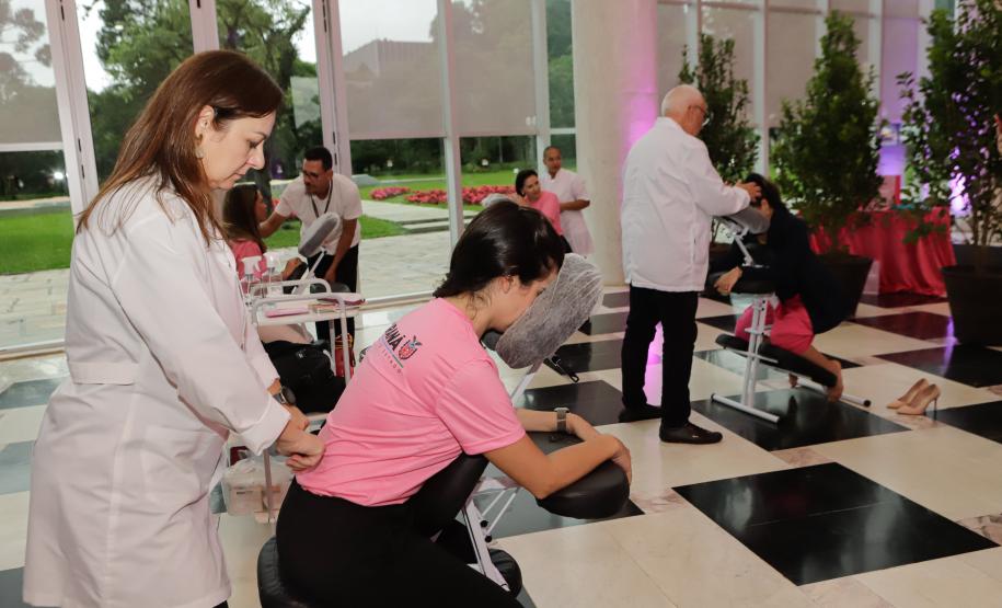 Encerramento do Paraná Rosa reforça sobre os cuidados com a saúde da mulher